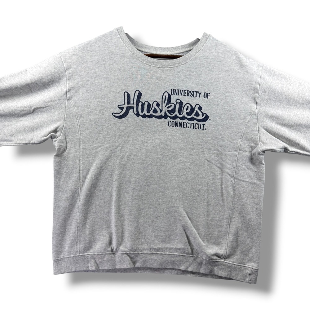 Red Shirt UConn Huskies Sweatshirt Gray Crewneck University of Connecticut XL